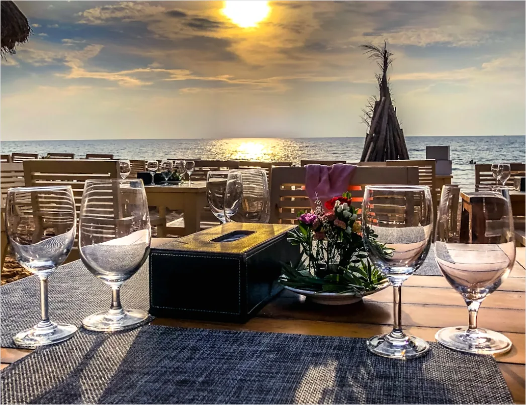 Detail Restaurant Terrasse Am Meer Abendstimmung Number 5
