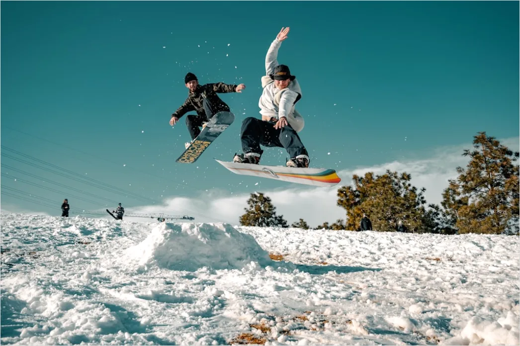 Snowboard Sprung Im Snowpark Action Ee61