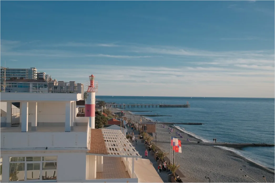 Detail Strandhotel Balkon Blick Aufs Meer Sommer Number 15