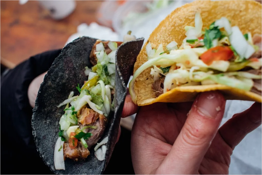 Detail Streetfood Stand Hand Hält Taco Nahaufnahme Number 6
