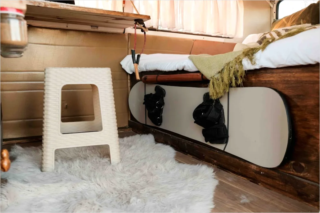 Detail Vanlife Innenausbau Bett Und Vorhänge Gemütlich Number 12