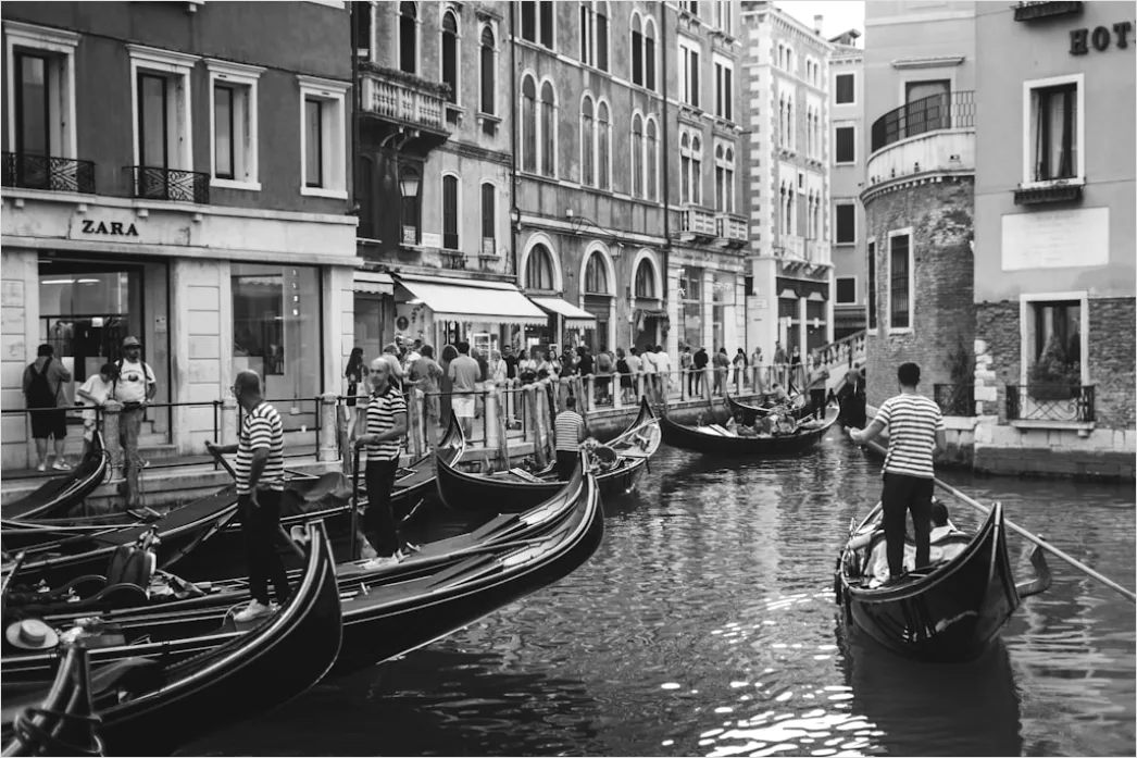 Detail Venedig Gondel Auf Kanal Perspektive Number 2