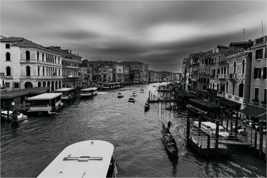 Detail Venedig Gondel Auf Kanal Perspektive Number 17