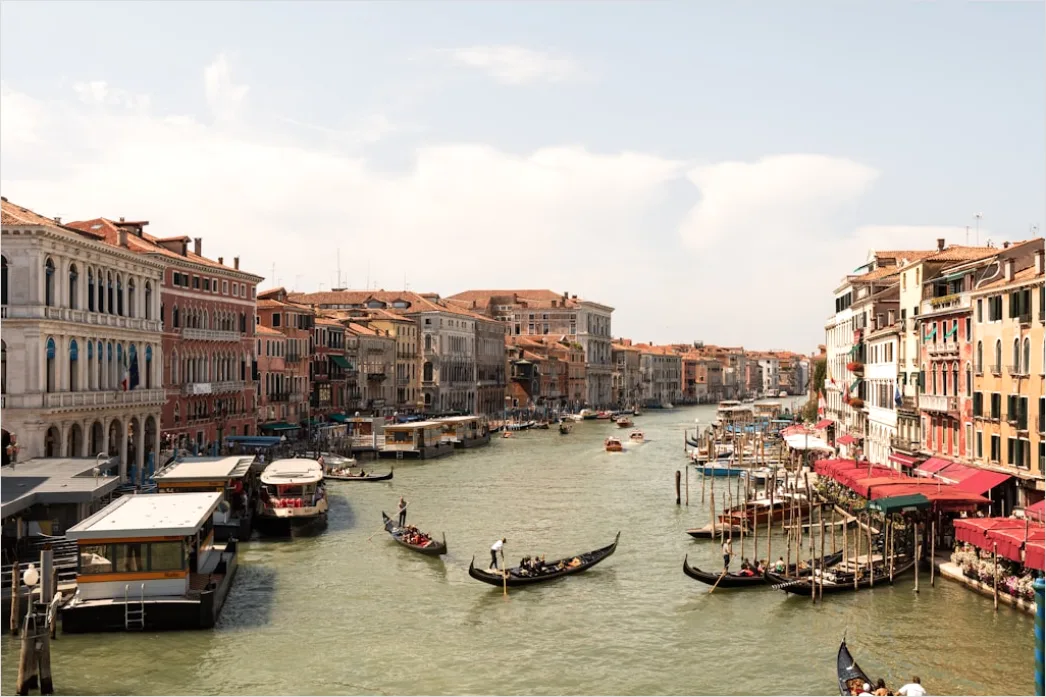 Detail Venedig Gondel Auf Kanal Perspektive Number 4