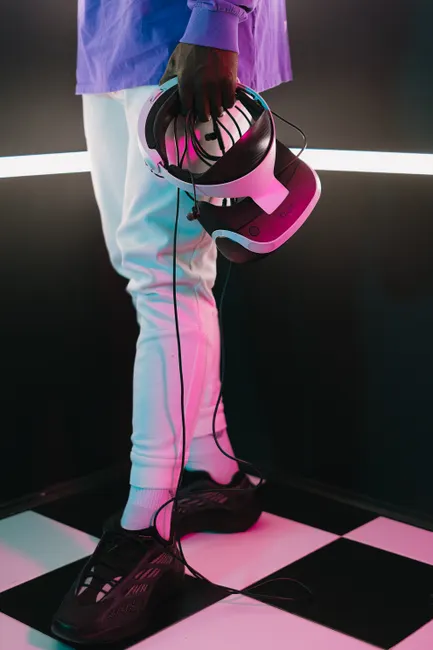 Detail Virtual Reality Headset Im Gaming Raum Foto Neon Number 18