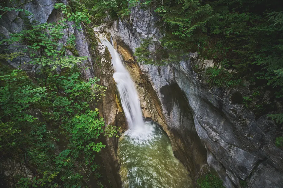 Detail Wasserfall Im Dschungel Tropische Natur Number 11
