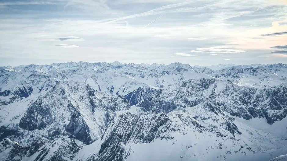 Detail Zugspitze Gipfelblick Wolkenmeer Panorama Number 13