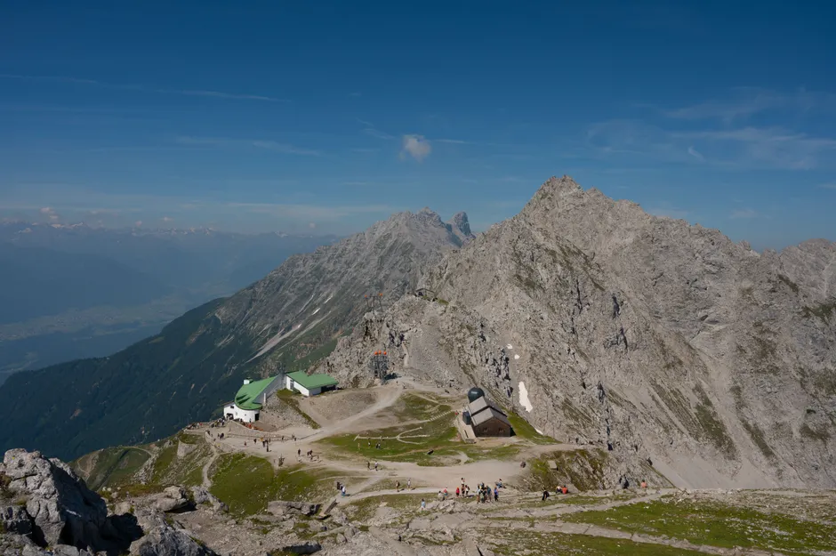 Detail Zugspitze Gipfelblick Wolkenmeer Panorama Number 17