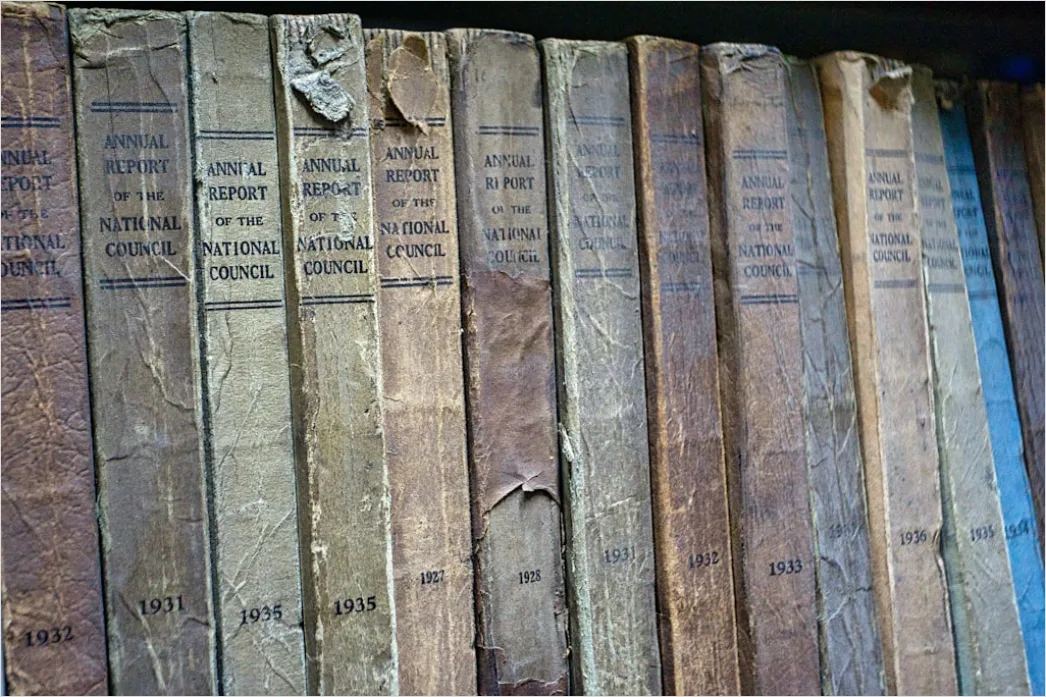 Detail Antiquariat Alte Bücher Lederrücken Detailaufnahme Number 18