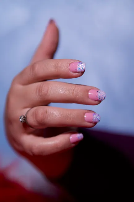 Detail Aura Nails Farbverlauf Trend Nahaufnahme Number 12