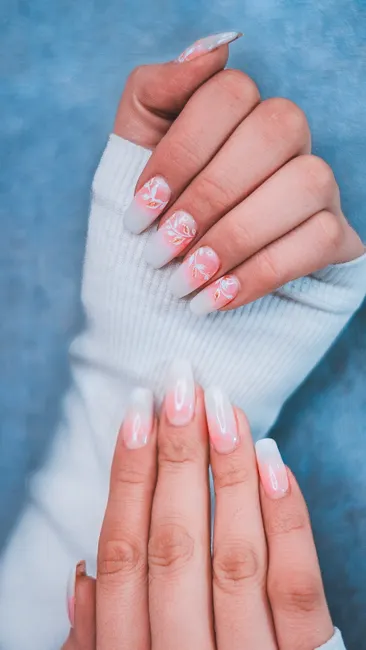 Detail Aura Nails Farbverlauf Trend Nahaufnahme Number 3