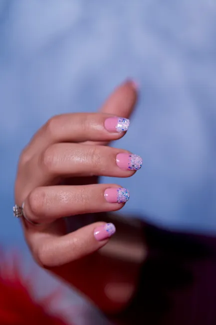 Detail Aura Nails Farbverlauf Trend Nahaufnahme Number 6