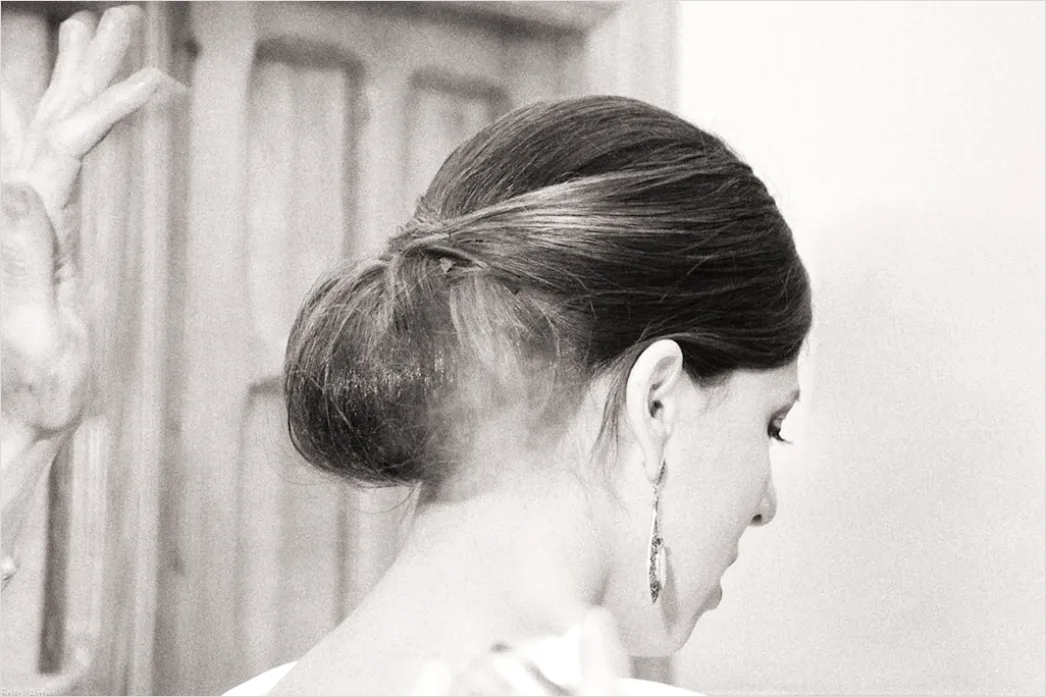 Detail Brautfrisur Low Bun Mit Schleier Foto Number 2