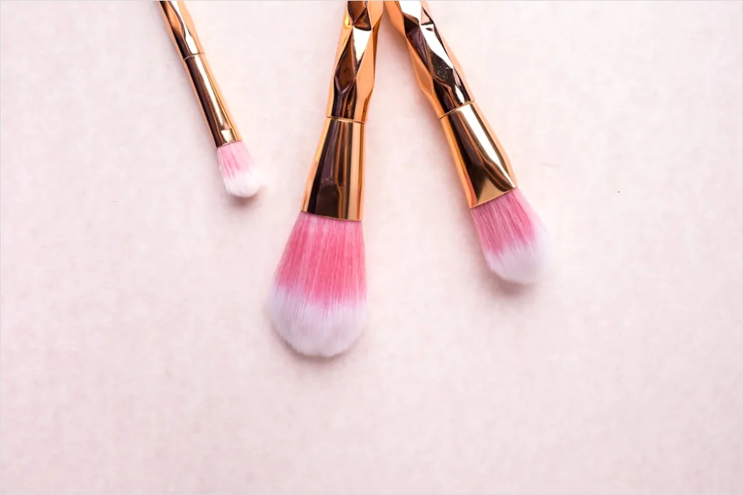 Detail Brautjungfer Make Up Soft Pink Foto Number 8