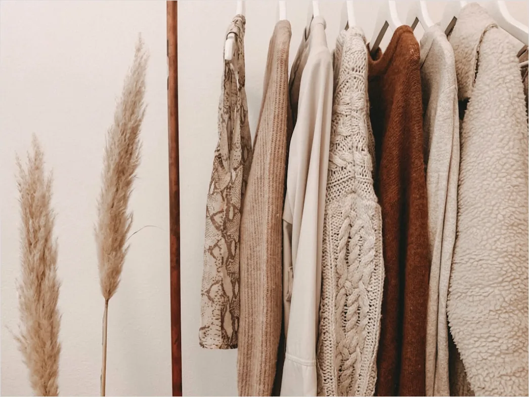 Capsule Wardrobe Outfit Neutral Farben Foto 88cc