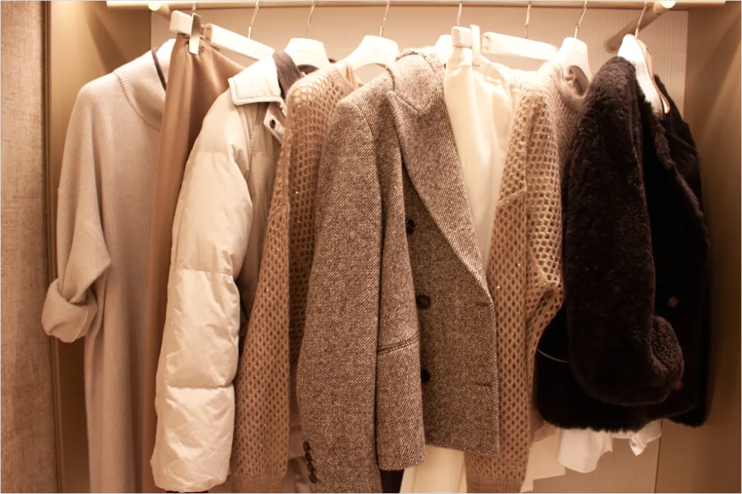 Detail Capsule Wardrobe Outfit Neutral Farben Foto Number 13