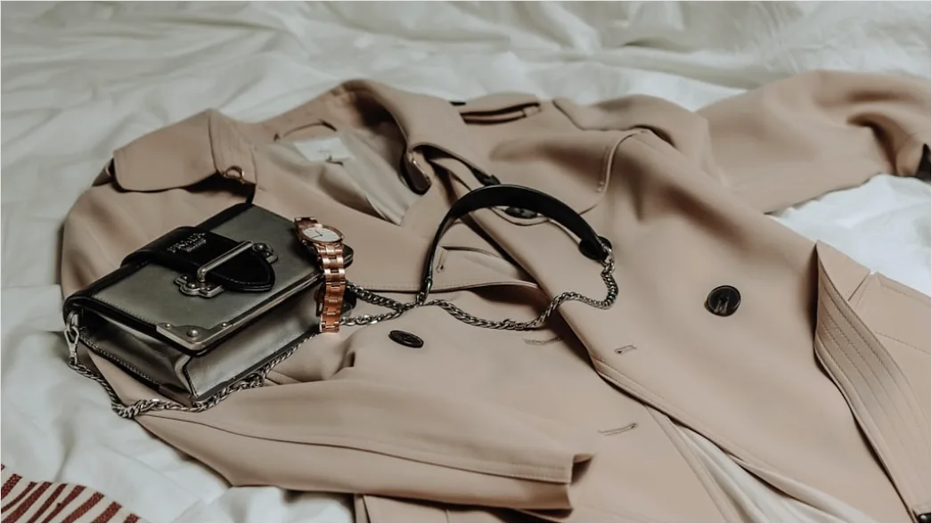 Detail Capsule Wardrobe Outfit Neutral Farben Foto Number 9