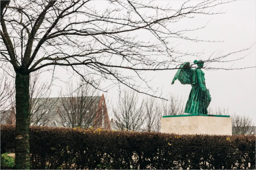 Friedhofskunst Skulpturen Und Engel Detail Foto 5be7