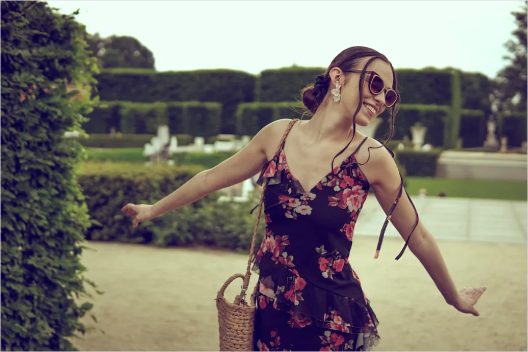Garden Party Outfit Damen Floral Foto 602e