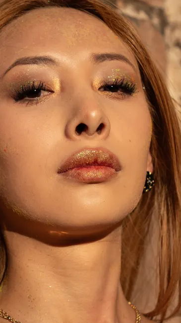 Detail Goldener Lidschatten Party Make Up Nahaufnahme Number 14