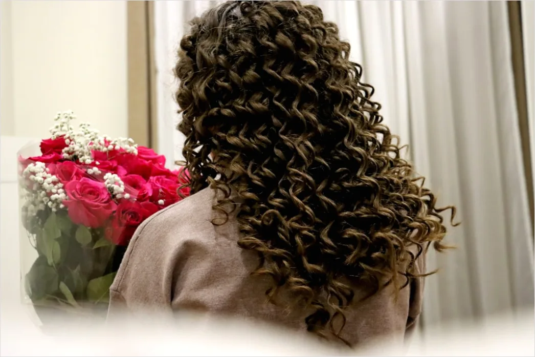 Detail Haarpflege Routine Locken Definieren Foto Number 20