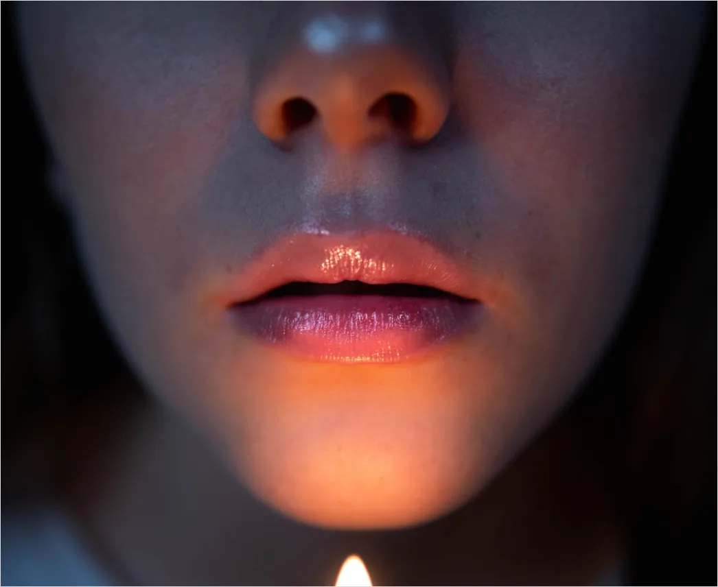Detail Lip Balm Glossy Lips Close Up Foto Number 5