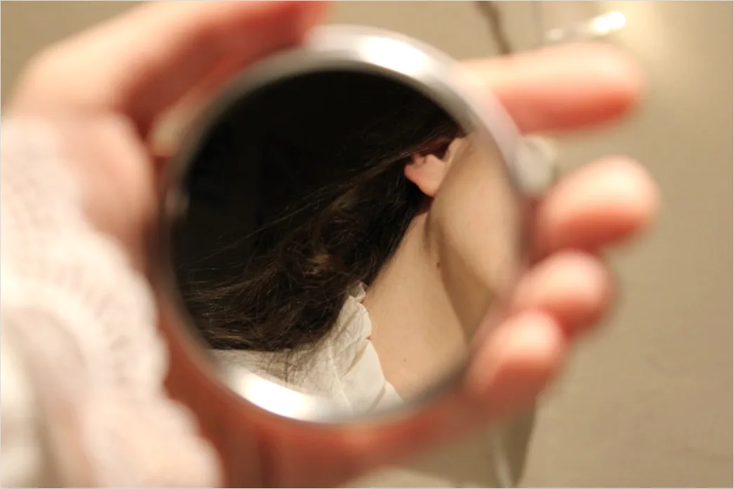 Morgenroutine Beauty Mirror Selfie Outfit Foto 7fb7