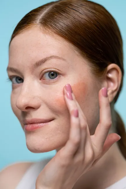 Detail No Makeup Make Up Look Glowy Haut Foto Number 2