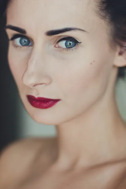 Detail No Makeup Make Up Look Glowy Haut Foto Number 6