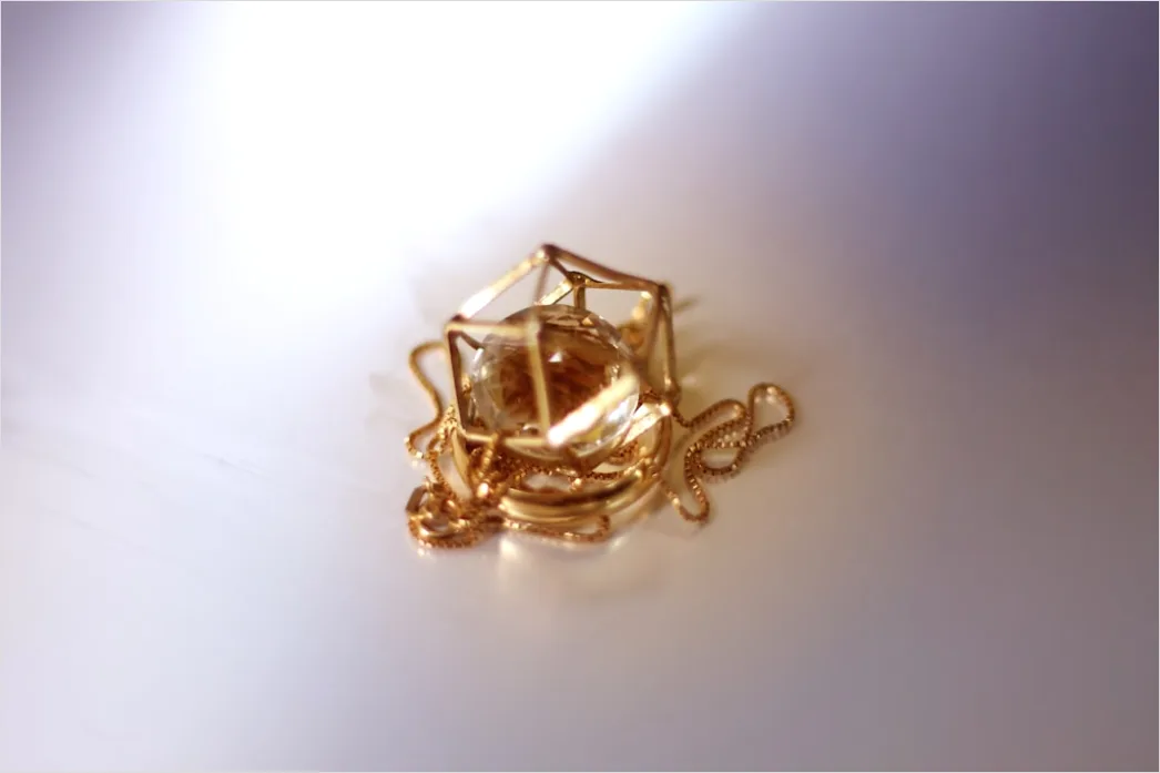 Detail Schmuck Layering Gold Ketten Nahaufnahme Number 14