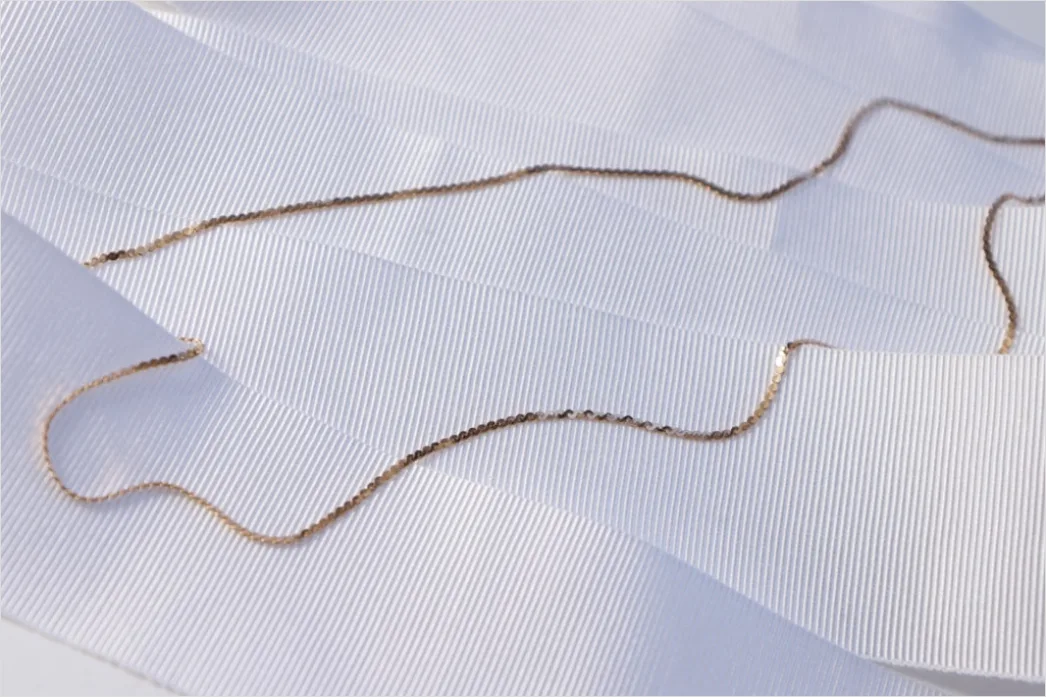 Detail Schmuck Layering Gold Ketten Nahaufnahme Number 4