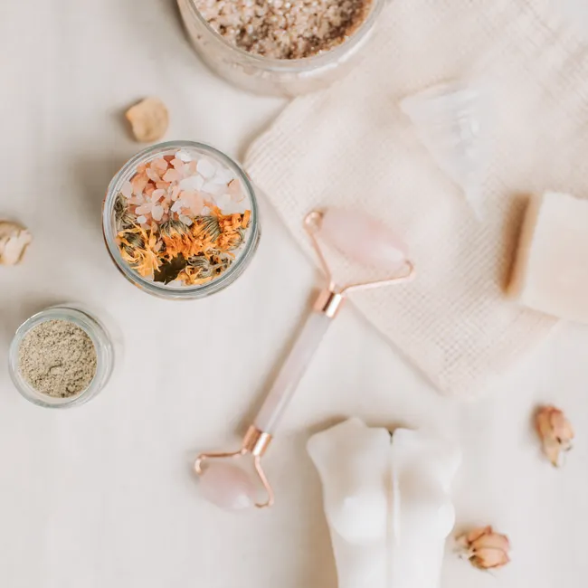 Detail Self Care Abend Kerzen Und Pflege Flatlay Foto Number 8
