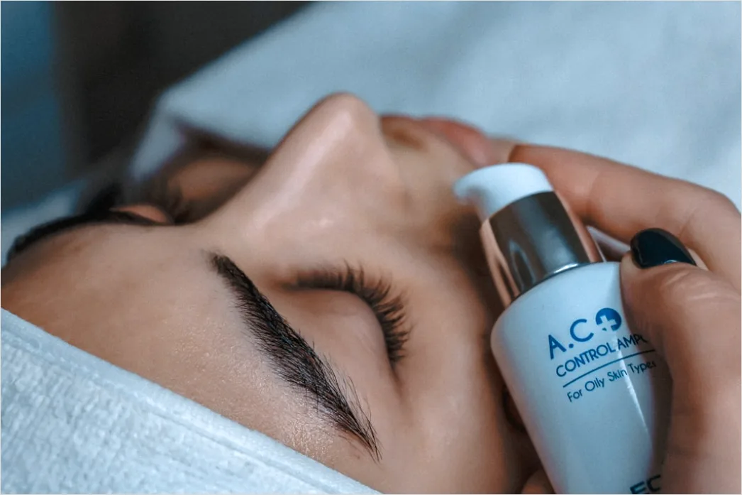 Detail Serum Schichten Reihenfolge Skincareroutine Bild Number 14