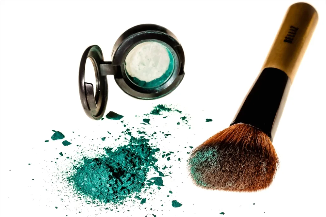 Detail Setting Powder Unter Augen Bake Foto Number 7