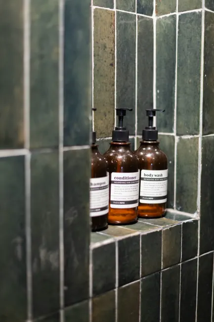 Detail Shampoo Und Conditioner Set Badezimmer Foto Number 13