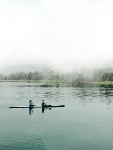Detail Canoe On Lake Mist Photo Number 5