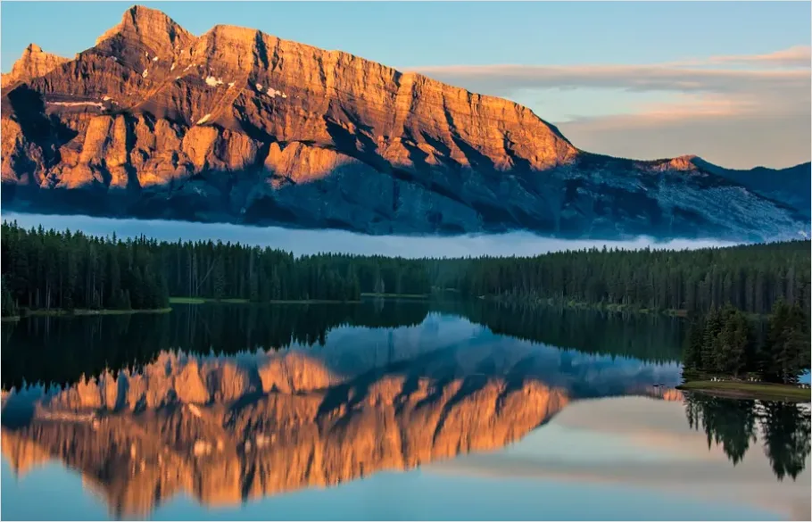 Detail Lake Reflection Mountains Sunrise Number 7
