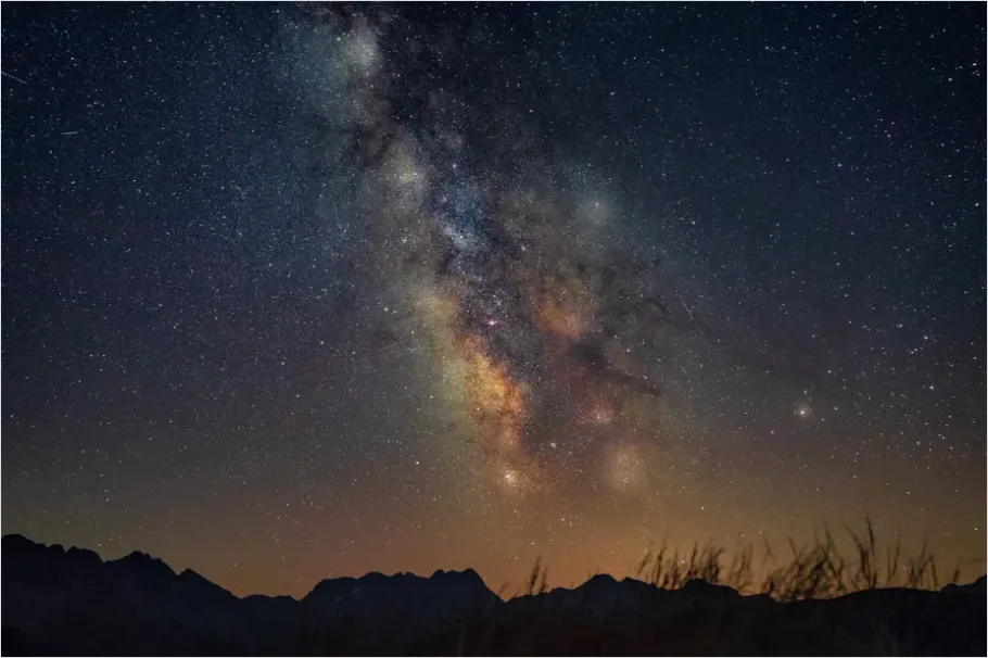 Detail Milky Way Over Mountains Photo Number 2
