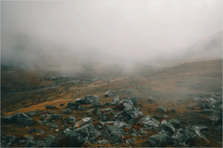 Detail Minimalist Mountain Landscape Fog Number 8