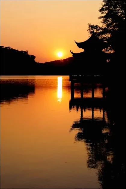 Detail Pagoda Silhouette Sunset Photo Number 3