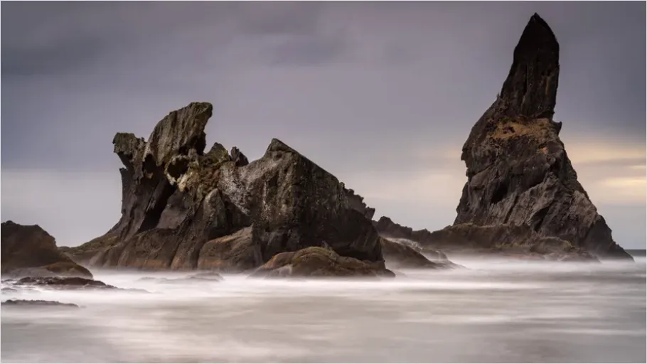 Detail Sea Stack Coastline Mist Photo Number 7