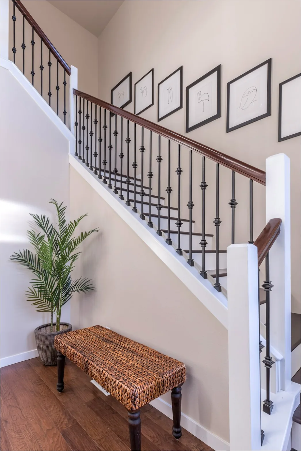 Detail Staircase Interior Architectural Photo Number 3