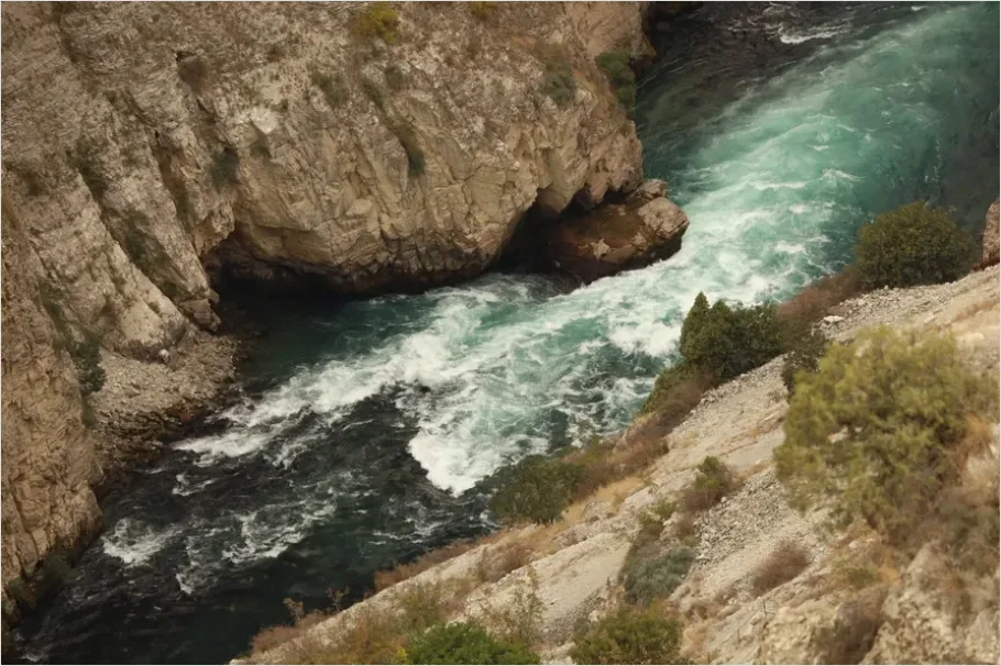 Detail Turquoise River Canyon Photo Number 5