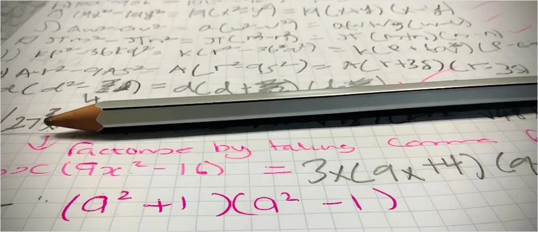 Detail Abitur Prüfungsvorbereitung Mathe Formeln Im Heft Foto Number 17