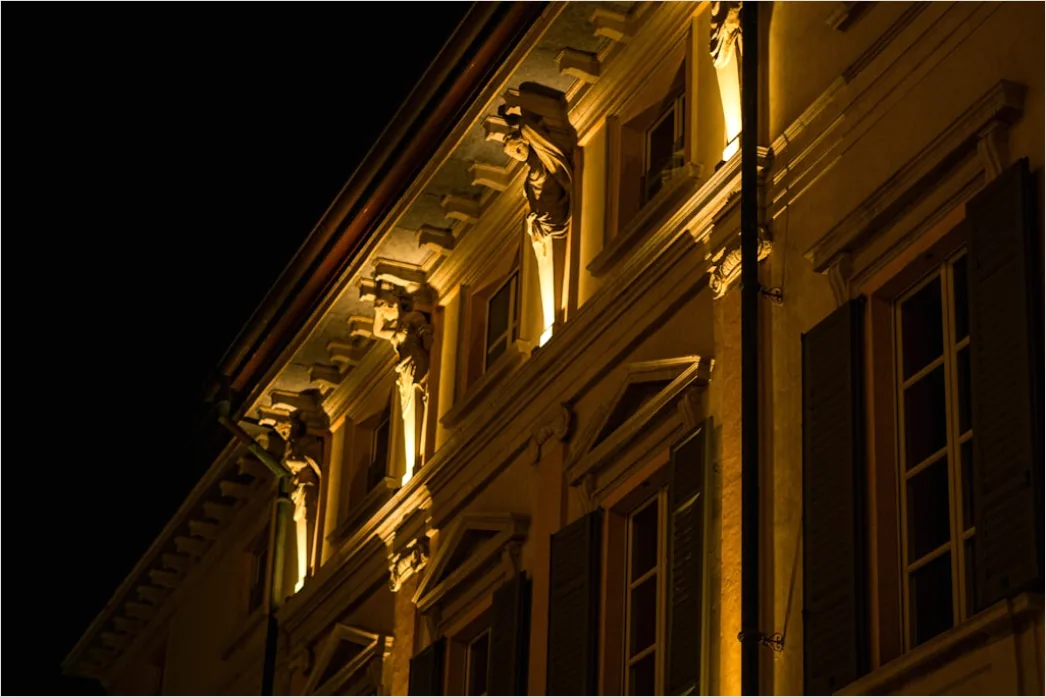 Detail Außenbeleuchtung Hausfassade Up Down Foto Number 7