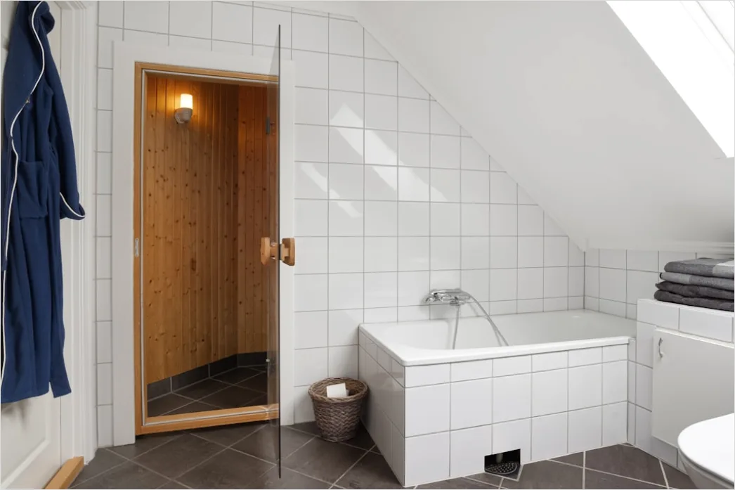 Detail Badezimmer Mit Freistehender Badewanne Spa Look Foto Number 16