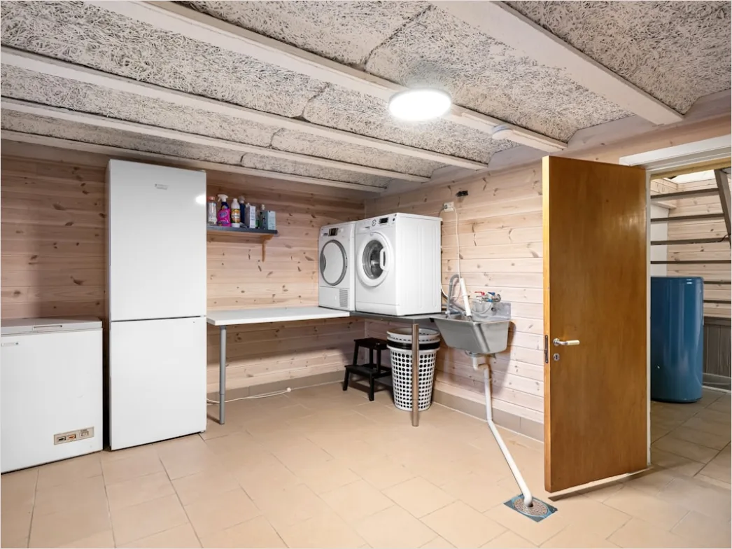 Buegelstation Im Hauswirtschaftsraum Foto 5a2f