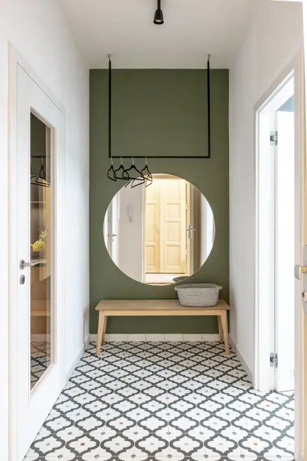 Eingangsbereich Mit Garderobe Und Sitzbank Foto 8f6e