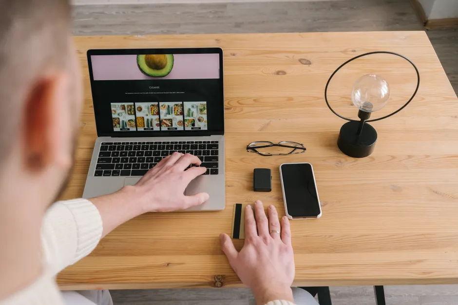 Esszimmer Mit Bank Statt Stuehlen Ideen Foto 9c8f