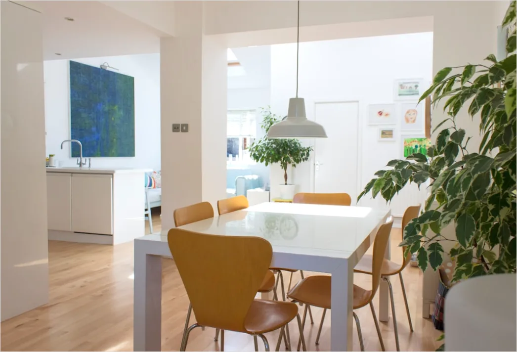 Esszimmer Skandinavisch Holztisch Und Stuehle Foto Fa2c